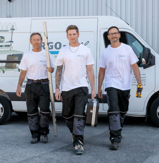 ERGO-line Monteure im Einsatz